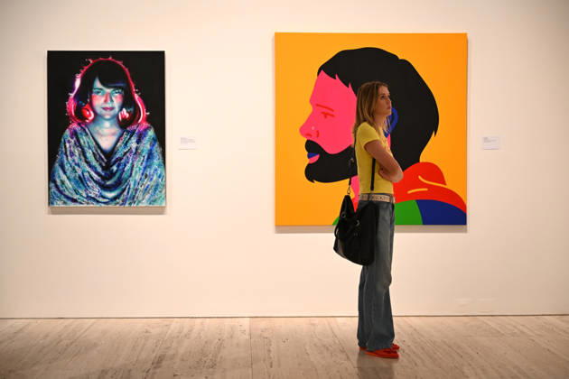 ARCHIBALD PACKING ROOM PRIZE, Patrons look at the finalists of the 2026 Archibald Prize at the Art Gallery of New South Wales in Sydney, Thursday, April 30, 2026. Artist Sean Layh was announced as winner of the Packing Room Prize. ( NO ARCHIVING Sydney New South Wales Australia  Copyright: xDEANxLEWINSx 20260430169559971516