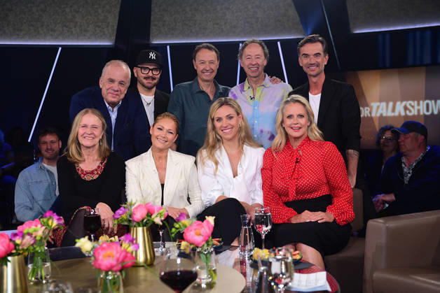 Cornelia Funke, Hubertus Meyer Burckhardt, Armin Morbach, Helene Fischer, Gerrit Braun, Angelique Kerber, Frederik Braun, Barbara Schoeneberger and Florian Silbereisen at the recording on 29 04 2026 of the NDR Talk Show in Hamburg NDR Talk Show on 1 05 2026 in Hamburg