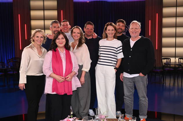 Presenter Susan Link, presenter Micky Beisenherz, actress Eva Mattes, comedian Jerry Vsan, presenter Eva Brenner, cyclist Jan Ullrich, sports presenter Katrin Müller Hohenstein, cyclist Rick Zabel and doctor Dietrich Grönemeyer, l-r, as guests on the WDR talk show Kölner Treff
