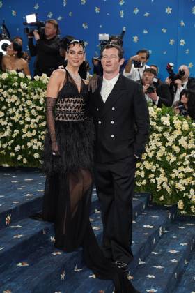 Callum Turner, Dua Lipa at arrivals for The 2025 Costume Institute Exhibition Superfine: Tailoring Black Style Opening Night Met Gala - Part 9, The Metropolitan Museum of Art, New York, NY, May 05, 2025. Photo By: Kristin Callahan Everett Collection2505M09 KH048 PUBLICATIONXNOTxINxCANxCHNxFRAxITAxJPNxNORxPOLxRUSxESPxUKxUSA Copyright: xx 2505M09 KH048 2505M09_KH048_H