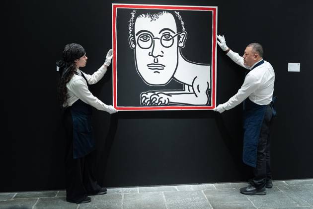 May 1, 2026, Bronx, New York, USA: Auction assistants pose with Keith Haring Self-Portrait during May Marquee Modern & Contemporary Auctions press preview at Sotheby s The Breuer in New York, NY on May 1, 2026. Bronx USA - ZUMAr339 20260501_znp_r339_021 Copyright: xLevxRadinx