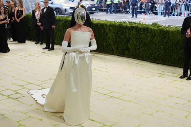 American singer and actress Katy Perry poses on the white carpet at the Met Gala in New York, United States, 04 May 2026. The White Carpet at the 2026 Met Gala !ACHTUNG: NUR REDAKTIONELLE NUTZUNG!  Copyright: xOctavioxGuzmánx AME9388 20260505-55020181925_1