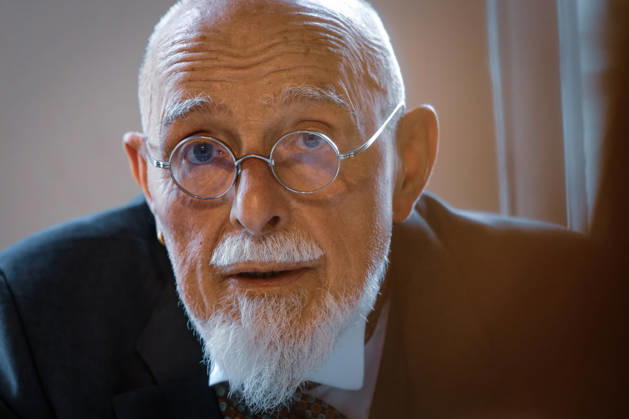 Kunst Kultur Literatur Buchhandel 04 05 2026 Potsdam Landeshauptstadt Brandenburg wist derliteraturladen Markus Lüpertz German painter, graphic artist and sculptor one of the most famous contemporary German artists of the present, reads his own texts Potsdam GER