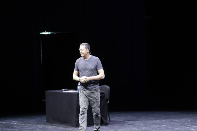 AUT OESTERREICH, 2026 05 06 CULTURE CABARET CABARET ARTIST ALEX KRISTAN WITH HIS PROGRAM 50 SHADES OF SCHMÄH at the Passionsspielhaus ERL rights managed