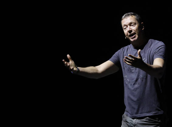 AUT OESTERREICH, 2026 05 06 CULTURE CABARET CABARET ARTIST ALEX KRISTAN WITH HIS PROGRAM 50 SHADES OF SCHMÄH at the Passionsspielhaus ERL rights managed