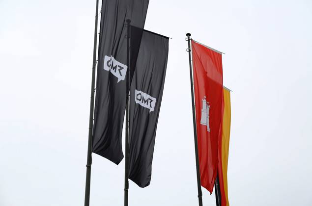 06 05 2026, xcex, GER, Hamburg, trade fair, exhibition halls, Online Marketing Rockstars Festival, event for digital marketing and technology, OMR Expo, trade fair, OMR Festival 2026 in Hamburg, OMR, flags, flag, symbolic image, Hamburg CE