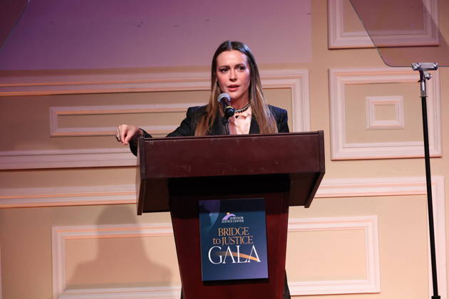 Alyssa Milano attends the 2026 Bridge to Justice Gala in Los Angeles Los Angeles CA May 7 Alyssa Milano speaks at the 2026 Bridge to Justice Gala hosted by The Survivor Justice Center on May 7, 2026 Credit AdMedia 455688 2026 05 07 Los Angeles United States Milano, Alyssa  Copyright: xAdMediax STAR_455688_039