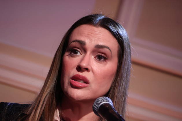 Alyssa Milano attends the 2026 Bridge to Justice Gala in Los Angeles Los Angeles CA May 7 Alyssa Milano speaks at the 2026 Bridge to Justice Gala hosted by The Survivor Justice Center on May 7, 2026 Credit AdMedia 455688 2026 05 07 Los Angeles United States Milano, Alyssa  Copyright: xAdMediax STAR_455688_053
