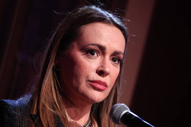 Alyssa Milano attends the 2026 Bridge to Justice Gala in Los Angeles Los Angeles CA May 7 Alyssa Milano speaks at the 2026 Bridge to Justice Gala hosted by The Survivor Justice Center on May 7, 2026 Credit AdMedia 455688 2026 05 07 Los Angeles United States Milano, Alyssa  Copyright: xAdMediax STAR_455688_047