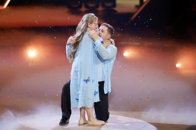 Drummer Gustav Schäfer Tokio Hotel here dancing with his daughter Lotti is eliminated from the ninth dance show of the 19th season of the RTL dance show Lets Dance at the Coloneum Cologne, 08 05 2026 NRW Germany Copyright: xChristophxHardtx