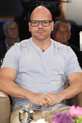 Ricardo Lange at the recording of the NDR Talk Show in the NDR television studio Lokstedt Hamburg, 08 05 2026 Foto:xH.xHartmannx xFuturexImagex ndr_talk0805_6533
