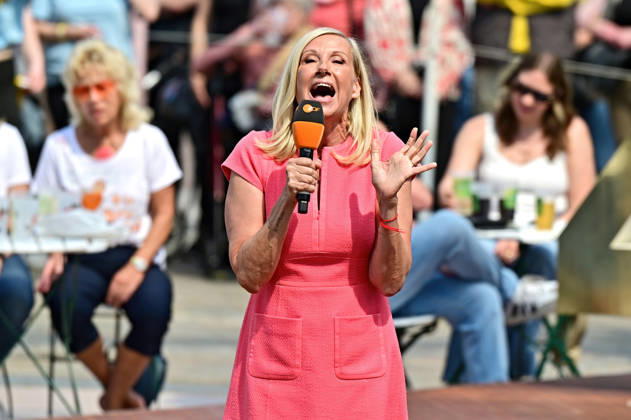 ZDF Fernsehgarten presenter Andrea Kiwi Kiewel during the ZDF entertainment show Fernsehgarten on 10 05 2026 in Mainz 20260510MWI120216