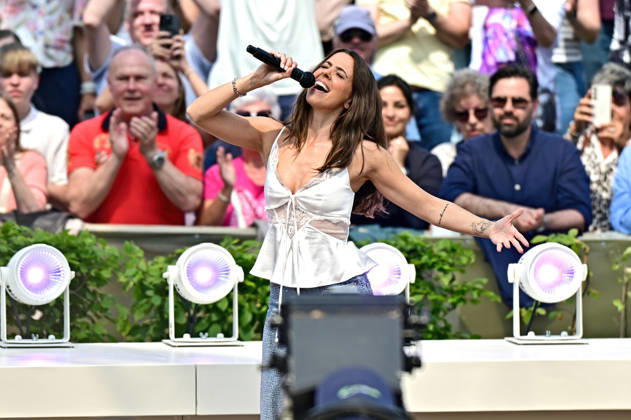 ZDF Fernsehgarten singer Vanessa Mai during the ZDF entertainment show Fernsehgarten on 10 05 2026 in Mainz 20260510MWI120657