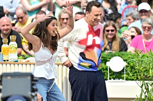 ZDF Fernsehgarten Vanessa Mai and Guido Maria Kretschmer during the ZDF entertainment show Fernsehgarten on 10 05 2026 in Mainz 20260510MWI120862