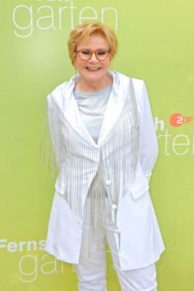 ZDF Fernsehgarten singer Peggy March during the ZDF entertainment show Fernsehgarten on 10 05 2026 in Mainz 20260510MWI120912