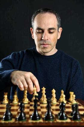 Man playing chess model released Symbolfoto Copyright: xelenathewisex Panthermedia66852144.jpg
