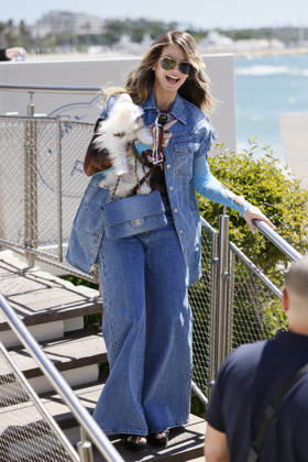 Cannes Heidi Klum Exits Martinez MP Cannes, France- May 12: Heidi Klum arrives to Hotel Martinez beach restaurant during 79th Festival of Cannes, on May 12, 2026 in Cannes, France. Photo by Marco Piovanotto ABACAPRESS:COM Cannes France Copyright: xPiovanottoxMarco ABACAx