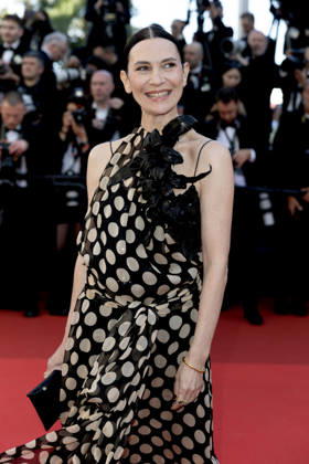 Géraldine Pailhas Montée des marches du film La vénus électrique pour la cérémonie douverture du 79ème Festival International du Film de Cannes, le 12 mai 2026 Olivier Borde Bestimage Red carpet for The electric kiss during the 79th Cannes International Film Festival Opening ceremony on May 12, 2026 Cannes France  Copyright: xOLIVIERxBORDEx xBESTIMAGExOLIVIERxBORDEx xBESTIMAGEx