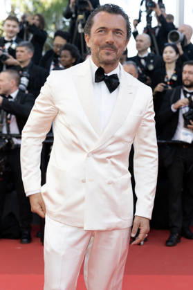 William Abadie Montée des marches du film La vénus électrique pour la cérémonie douverture du 79ème Festival International du Film de Cannes, le 12 mai 2026 Olivier Borde Bestimage Red carpet for The electric kiss during the 79th Cannes International Film Festival Opening ceremony on May 12, 2026 Cannes France  Copyright: xOLIVIERxBORDEx xBESTIMAGExOLIVIERxBORDEx xBESTIMAGEx