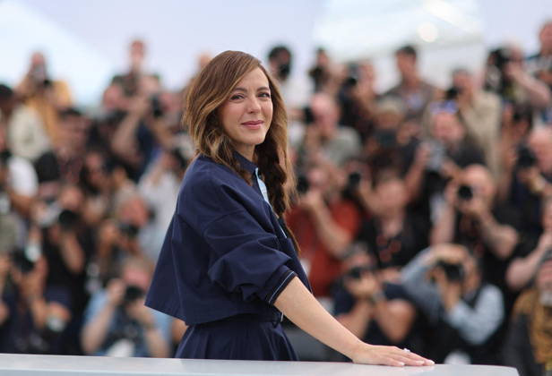 Monia Chokri présidente du jury au photocall du jury Caméra dOr lors du 79ème Festival International du Film de Cannes, France, le 13 mai 2026 Jacovides Moreau Bestimage Camera DOr Jury photocall at the 79th annual Cannes Film Festival at Palais des Festivals on May 13, 2026 in Cannes, France Cannes France Copyright: xJACOVIDES-MOREAUx xBESTIMAGExJACOVIDES-MOREAUx xBESTIMAGEx