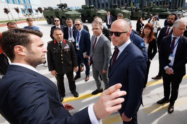 Minister of Defence and Foreign Trade Theo Francken and CEO AWEX CEO Pascale Delcomminette pictured during a visit to the BMC Otomotiv armoured vehicles producer in Ankara, on the fifth and last day of a Belgian economic mission to Turkey, Thursday 14 May 2026. The economic mission in Turkey runs from 10 to 14 May, the Queen returned home yesterday evening. BENOITxDOPPAGNE 173837193