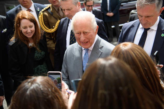 King Charles III Visits Golders Green, London, UK - Thursday 14 May 2026 King Charles III visits members of the Jewish community in Golders Green, London, England, UK on Thursday 14 May, 2026 to show solidarity and support., Credit:Justin Ng Avalon UK, England, London, Golders Green Copyright: xJustinxNgx xAvalonx 1098933303