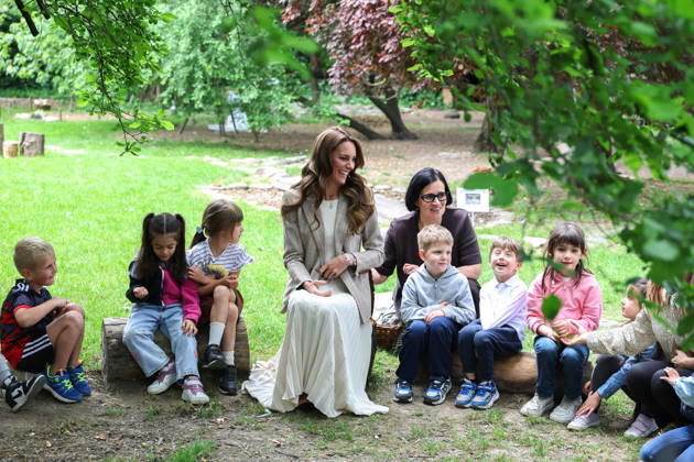 The Princess of Wales Visits Reggio Emilia in Northern Italy - Day Two 14 05 2026. Reggio Emilia, Italy. The Princess of Wales during a visit to the Salvador Allende pre‘school to observe how nature‘based learning is embedded within the Reggio Emilia Approach. Her Royal Highness spent time with children learning outdoors and met the educators whose commitment to nature shapes the design and ethos of the school. The Princess then joined a class of children for their outdoor morning assembly. Her Royal Highness also met an atelierista, who guided her around the grounds. The Princess then meet parents who volunteer at the school, to understand the strong community involvement that supports the pre-school., Credit:Andrew Parsons Kensingto Copyright: xAndrewxParsonsx xKensingtonxPalacex xB66x xAvalonx 1098940624