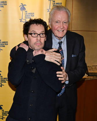 May 14, 2026, West Los Angeles, California, USA: DIRECTOR BRYAN SINGER Aand American actor JON VOIGHT attend the 20th Annual Los Angeles Jewish Film Festival Special Screening of Monument West Los Angeles USA - ZUMAb173 20260514_aap_b173_014 Copyright: xBillyxBennightx