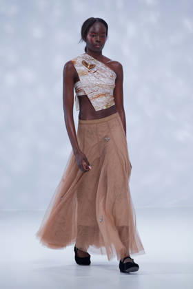 Australian Fashion Week 2026 - Runway - Ngali A model walks the runway during the Ngali Wander with Wonder Runway show at Australian Fashion Week 2026 at the Museum of Contemporary Art on May 15, 2026 in Sydney, Australia., Credit:IOIO IMAGES IOIO Avalon Australia, New South Wales, Sydney, Museum of Contemporary Art Copyright: xIOIOxIMAGESx xIOIOx xAvalonx 1099146160