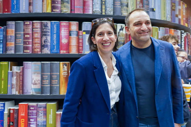May 15, 2026, Turin, To, Italy: Democratic Party Secretary Elly Schlein and Turin Mayor Stefano Lorusso pose for a photo at the book tower at the International Book Fair. Turin, May 15, 2026 Turin Italy  - ZUMAa289 20260515_zia_a289_030 Copyright: xSelenexDanielex xAgfx