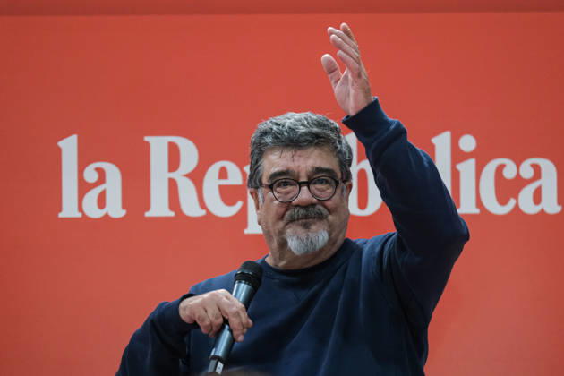 May 15, 2026, Turin, Italy: Francesco Pannofino seen during the SalTo 26 - Salone Internazionale del Libro at Lingotto Fiere. Turin Italy - ZUMAs197 20260515_aaa_s197_432 Copyright: xElenaxVizzocax