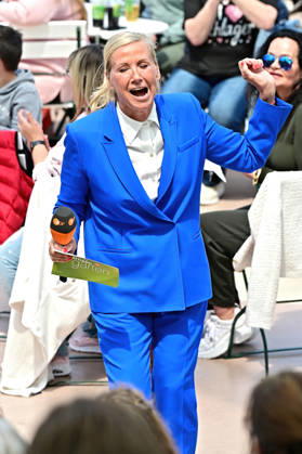 ZDF Fernsehgarten presenter Andrea Kiwi Kiewel during the ZDF entertainment show Fernsehgarten on 17 05 2026 in Mainz 20260517MWI122635