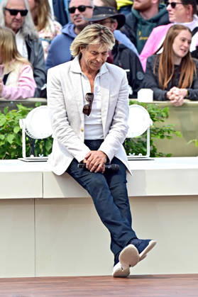 ZDF Fernsehgarten singer Hansi Hinterseer during the ZDF entertainment show Fernsehgarten on 17 05 2026 in Mainz 20260517MWI122779