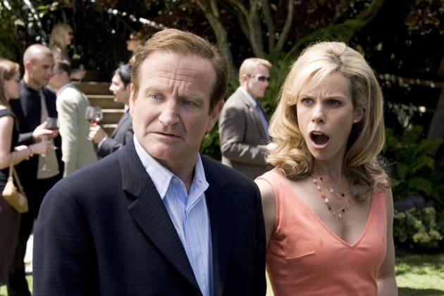 2006 - RV - Movie Set RELEASE DATE: April 28, 2006. MOVIE TITLE: RV. STUDIO: Columbia Pictures. PLOT: Bob Munro and his dysfunctional family rent an RV for a road trip to the Colorado Rockies, where they ultimately have to contend with a bizarre community of campers. PICTURED: ROBIN WILLIAMS as Bob Munro and CHERYL HINES as Jamie Munro. Los Angeles California USA Copyright: xColumbiaxPicturesx
