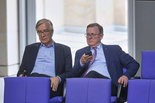 Berlin, Germany, 22 05 2026 German Bundestag 81 Bundestag session Dietmar Bartsch and Bodo Ramelow, both Left Party Copyright: xdtsxNachrichtenagenturx dts_119910