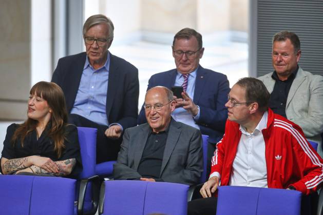 Berlin, Germany, 22 05 2026 German Bundestag 81 Bundestag session Top politicians of the Left Party Top row L R Dietmar Bartsch, Bodo Ramelow, Christian Görke Bottom row L R Heidi Reichinnek, Gregor Gysi, Sören Pellmann Copyright: xdtsxNachrichtenagenturx dts_119911