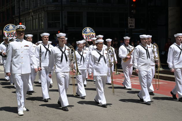 Chicago Memorial Day Parade CHICAGO, ILLINOIS - MAY 23: The Chicago Memorial Day Parade proceeds through the city center, with participants carrying American flags and marching in formation on Saturday, May 23, 2026. The event, held each year before Memorial Day, pays solemn tribute to the men and women of the U.S. Armed Forces who made the ultimate sacrifice. Jacek Boczarski Anadolu Illinois United States. Editorial use only. Please get in touch for any other usage.  Copyright: x2026xAnadoluxJacekxBoczarskix