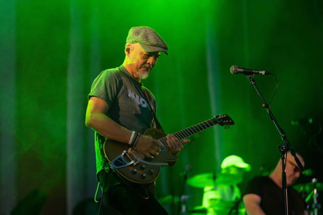Pixies at Bearded Theory Festival at Catton Hall in Walton upon Trent, UK on 23 May 2026 Joey Santiago at Pixies at Bearded Theory Festival at Catton Hall in Walton upon Trent, UK on 23 May 2026, Credit:Stephen Keable Avalon UK, Derbyshire, Walton upon Trent, Catton Hall  Copyright: xStephenxKeablex xAvalonx 1104759158
