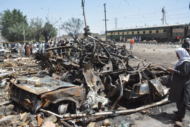 RECORD DATE NOT STATED Several injured in explosion targeting train in southwest Pakistan QUETTA,PAKISTAN - MAY 24: Pakistani forces and rescue workers are busy with relief work after an explosion injured several people near Chaman Phatak Quetta southwestern Balochistan, Pakistan on Sunday May 24, 2026. ( Mazhar Chandio - Anadolu Agency ) Pakistan Pakistan. Editorial use only. Please get in touch for any other usage.  Copyright: xAnadoluxAgencyxx
