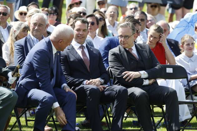 US ambassador to Belgium Bill White and Prime Minister Bart De Wever pictured during the annual Memorial Day ceremony at the Flanders Field American Cemetery, in Waregem, Sunday 24 May 2026.  NICOLASxMAETERLINCK 174921471