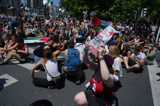 Demonstration of the flotilla platform in protest against the actions of the Ertzaintza Dozens of people during a mobilization to protest against the actions of the Ertzaintza, in Plaza Moyua, on May 24, 2026, in Bilbao, Biscay, Basque Country Spain Altercations between the Ertzaintza and members and supporters of the flotilla upon their arrival at Bilbao airport yesterday May 23 ended with four people arrested 24 MAY 2026 MANIFESTATION H Bilbao, Vizcaya, Basque Country Bilbao, Vizcaya, Basque Country Spain Copyright: xH.Bilbaox 7547466