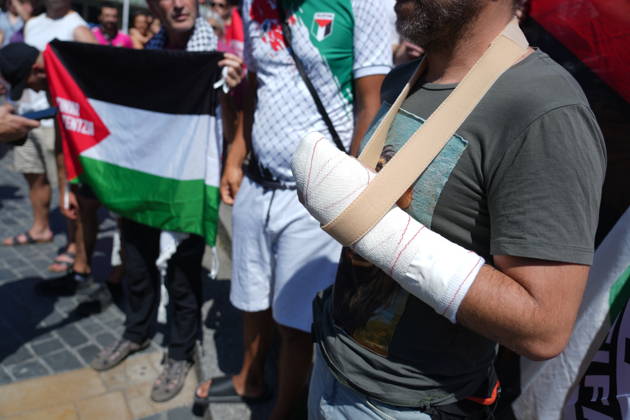 Demonstration of the flotilla platform in protest against the actions of the Ertzaintza A person during a mobilization to protest against the actions of the Ertzaintza, in Plaza Moyua, on May 24, 2026, in Bilbao, Biscay, Basque Country Spain Altercations between the Ertzaintza and members and supporters of the flotilla upon their arrival at Bilbao airport yesterday, May 23, ended with four people arrested 24 MAY 2026 MANIFESTATION H Bilbao, Vizcaya, Basque Country Bilbao, Vizcaya, Basque Country Spain Copyright: xH.Bilbaox 7547479