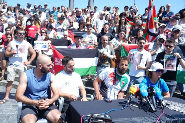 Demonstration of the flotilla platform in protest against the actions of the Ertzaintza Press conference during a mobilization to protest against the actions of the Ertzaintza, in Plaza Moyua, on May 24, 2026, in Bilbao, Biscay, Basque Country Spain Altercations between the Ertzaintza and members and supporters of the flotilla upon their arrival at Bilbao airport yesterday May 23 ended with four people arrested 24 MAY 2026 MANIFESTATION H Bilbao, Vizcaya, Basque Country Bilbao, Vizcaya, Basque Country Spain Copyright: xH.Bilbaox 7547484