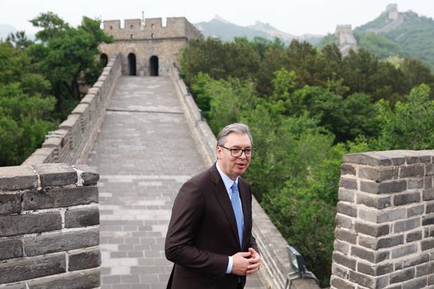 BEIJING, CHINA - MAY 24: Serbian President Aleksandar Vucic visits the Badaling Great Wall on May 24, 2026 in Beijing, China. Serbian President Aleksandar Vucic arrived in Beijing on May 24 for his first state visit to China that will run through May 28. Aleksandar Vucic visited the Great Wall shortly after his arrival. Copyright: xChinaxNewsxServicex 111643953784