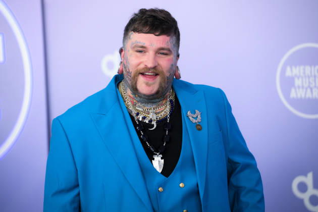 May 25, 2026, Las Vegas, Nevada, USA: TEDDY SWIMS American singer-songwriter arrives at the Red Carpet during The Annual 52nd American Music Awards at the MGM Grand Arena in Las Vegas. Las Vegas USA - ZUMAo117 20260525_zsp_o117_208 Copyright: xMikaelxOnax