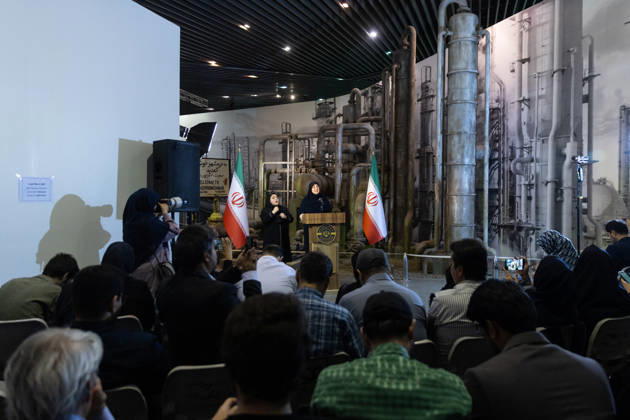 Fatemeh Mohajerani, spokesperson of the Iranian government, in Tehran - 26 May 2026 Fatemeh Mohajerani, spokesperson of the Iranian government, speaks during her weekly press conference beside a model of the Abadan Oil Refinery at the Museum of the Holy Defense in Tehran. Tehran Iran Copyright: xFoadxAshtarix xSOPAxImagesx FAshtari-1679