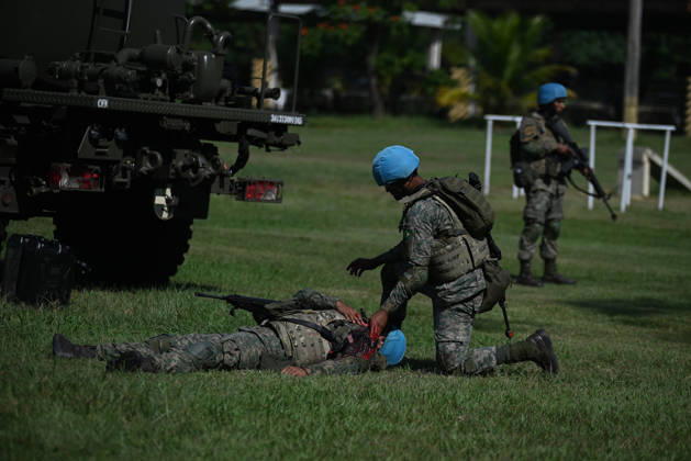 UN to assess whether the Brazilian Navy Marine Corps remains at the top of the global rankings for peacekeeping readiness RIO DE JANEIRO, BRAZIL, MAY 26 : A view of the Brazilian Army forces training as in the coming days, the UN will assess whether the Brazilian Navy Marine Corps remains at the top of the global rankings for peacekeeping readiness in Rio de Janeiro, Brazil on May 26, 2026. The Brazilian Navy Marine Corps undergoes rigorous inspections by the UN (United Nations) to certify and recertify elite troops at the highest level. The most recent operational assessment, held at the Ilha do Governador Naval Complex, involved more than 500 military personnel, bomb disposal robots, drones, armored vehicles, and machine guns in combat a Copyright: x2026xAnadoluxFabioxTeixeirax