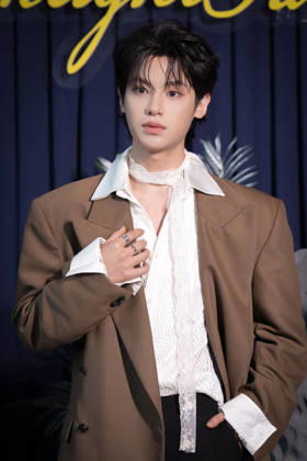 BEIJING, CHINA - MAY 27: Singer Justin Huang Minghao attends the OK! Magazine Moonlight Party on May 27, 2026 in Beijing, China.  Copyright: xVCGx 111644329092