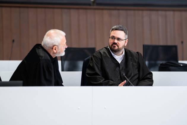 27 05 2026 Verdict announced at the trial against Daniela Klette The alleged RAF terrorist is accused of attempted murder and involvement in armed robberies, which is being tried in a converted riding arena at the Verden Aller Regional Court in Lower Saxony The public prosecutors office is demanding 15 year