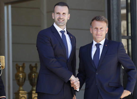President Macron Welcomes Montenegro Pm Milojko Spajic - Paris French President Emmanuel Macron welcomes Montenegro s Prime minister Milojko Spajic at Elysee Palace, on May 27, 2026 in Paris, France. Photo by Jean-Bernard Vernier ABAVAPRESS.COM Paris France  Copyright: xVernierxJean-Bernard JBVxNews ABACAx